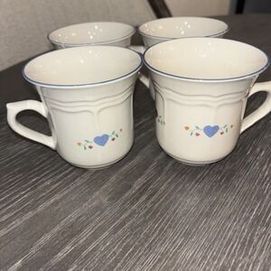 Legacy Hearts Cups 8 oz Newcor 1989 Stoneware White Blue Set Of 4
